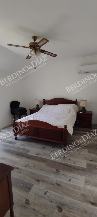 Casa ID.2038 - Casa en venta excelente propiedad en Playa Mansa