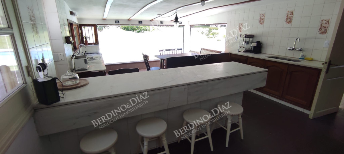 Casa ID.2038 - Casa en venta excelente propiedad en Playa Mansa