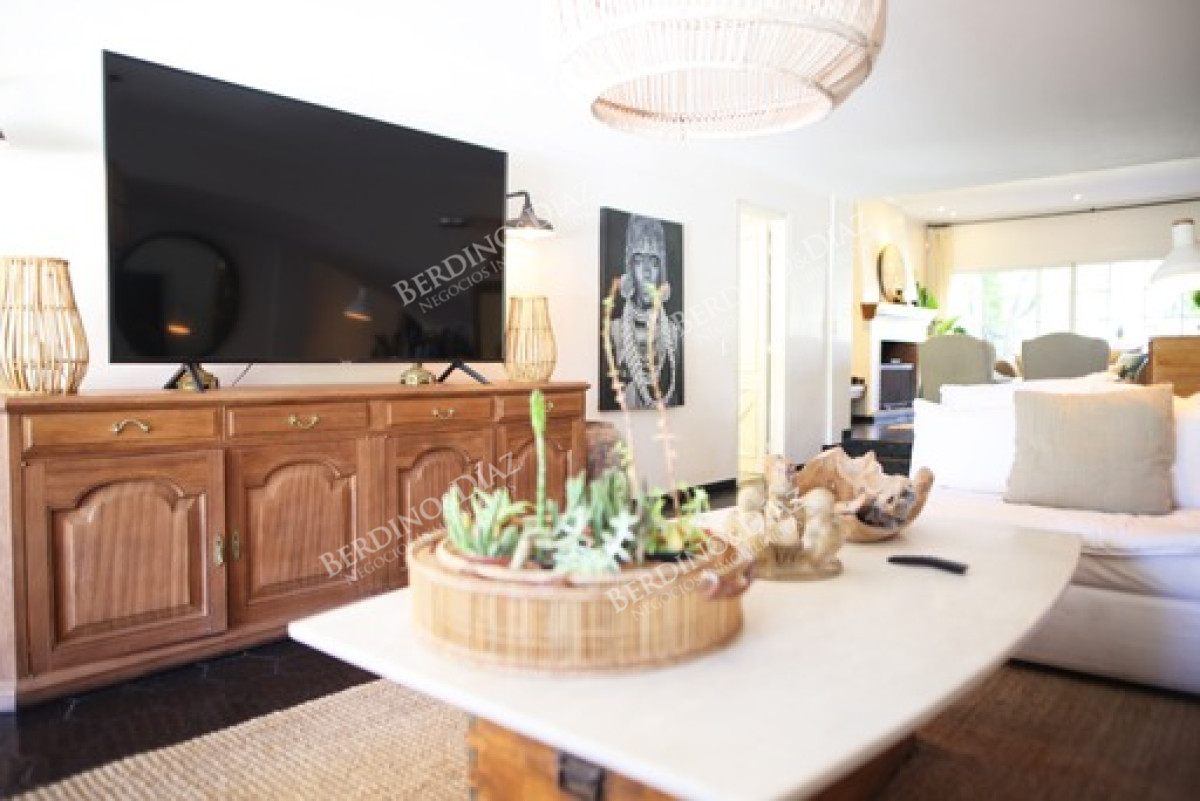 Casa ID.2519 - Casa en venta  Playa Mansa