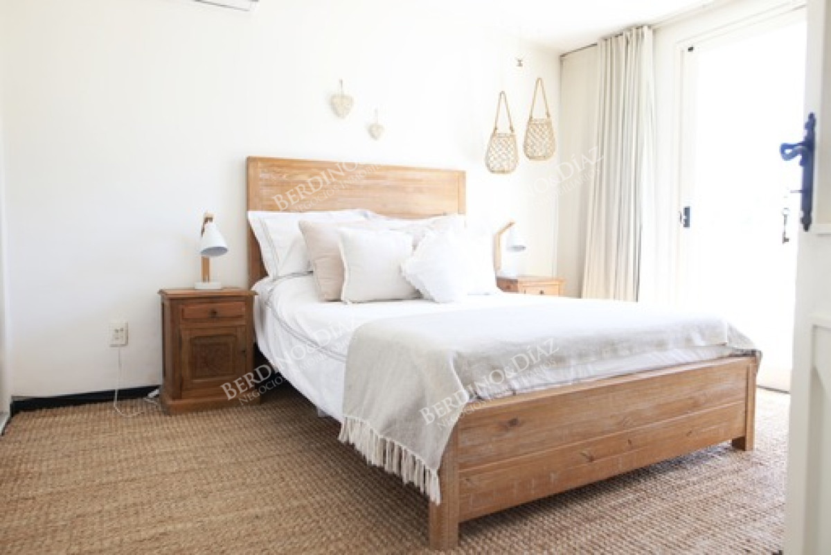 Casa ID.2519 - Casa en venta  Playa Mansa