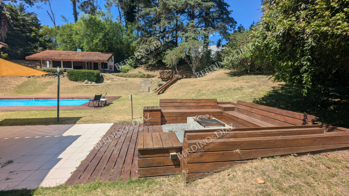 Casa ID.2038 - Casa en venta excelente propiedad en Playa Mansa