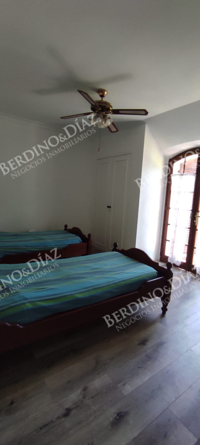 Casa ID.2038 - Casa en venta excelente propiedad en Playa Mansa