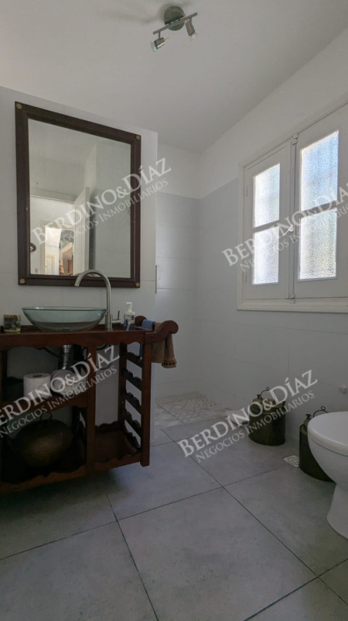 Casa ID.2038 - Casa en venta excelente propiedad en Playa Mansa