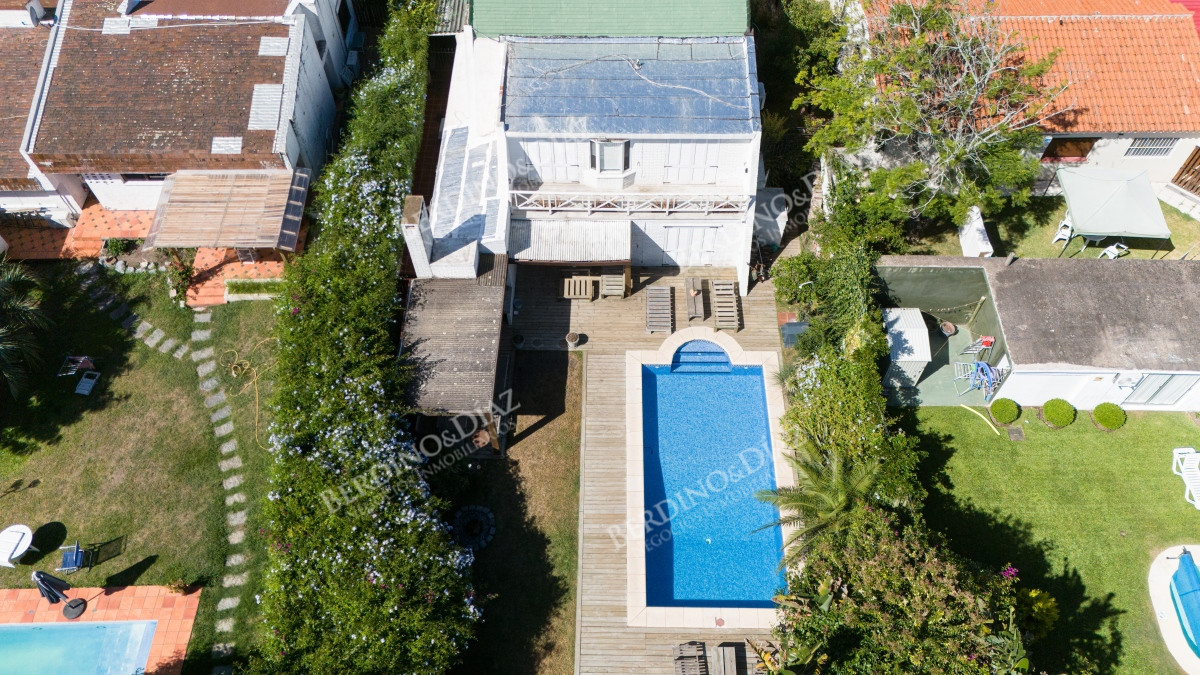 Casa ID.2519 - Casa en venta  Playa Mansa