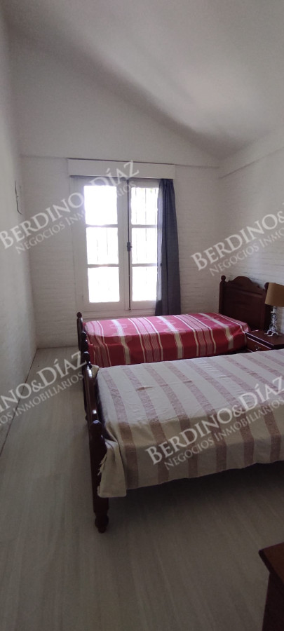 Casa ID.2038 - Casa en venta excelente propiedad en Playa Mansa