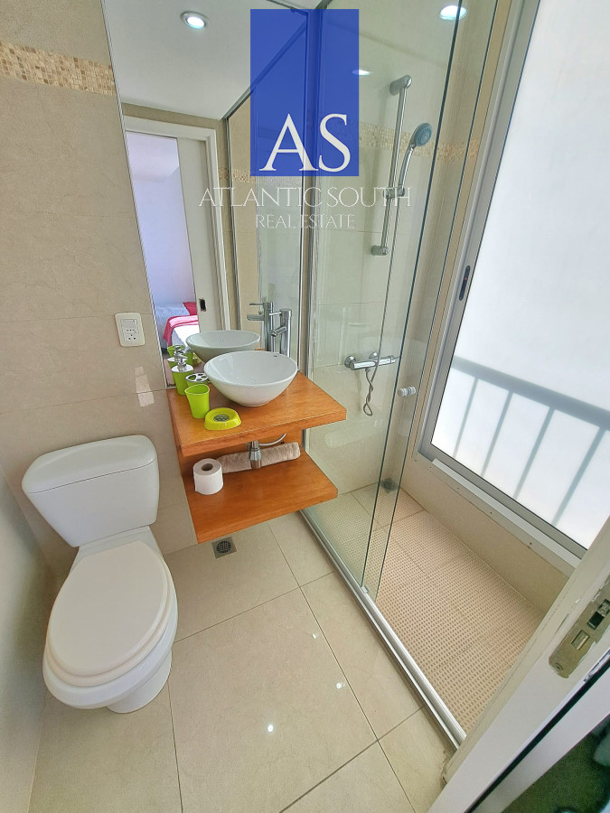 Apartamento ID.4510 - Apartamento con espectacular vista en Península Punta del Este