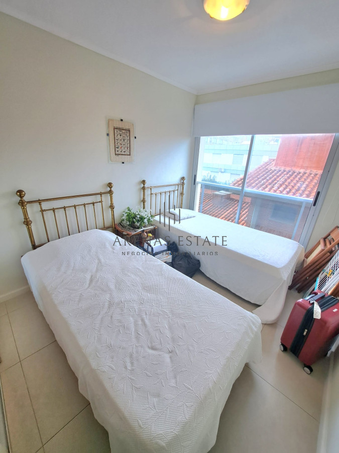 Apartamento ID.3303 - Apartamento en venta en Punta del Este 
