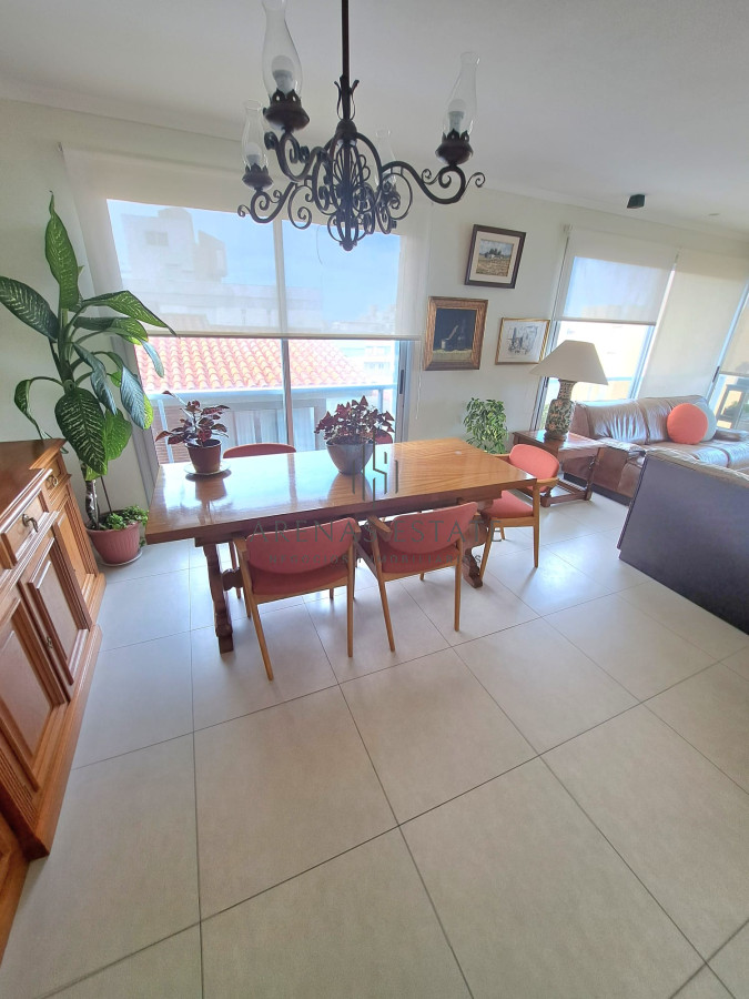 Apartamento ID.3303 - Apartamento en venta en Punta del Este 