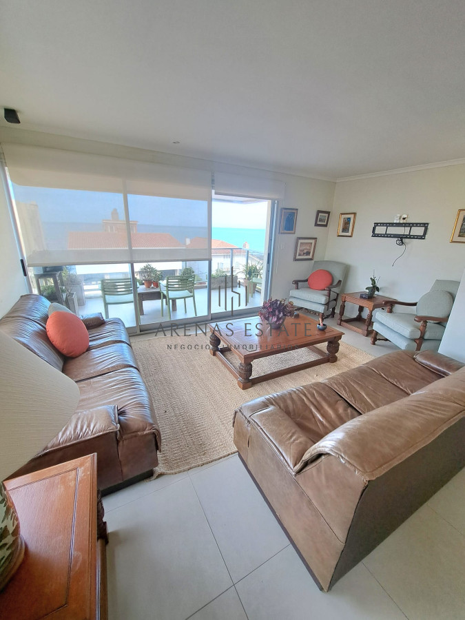 Apartamento ID.3303 - Apartamento en venta en Punta del Este 