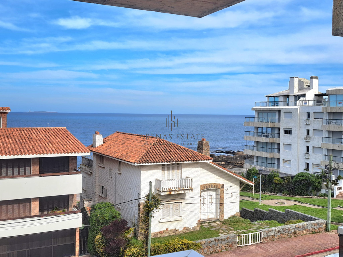 Apartamento ID.3303 - Apartamento en venta en Punta del Este 
