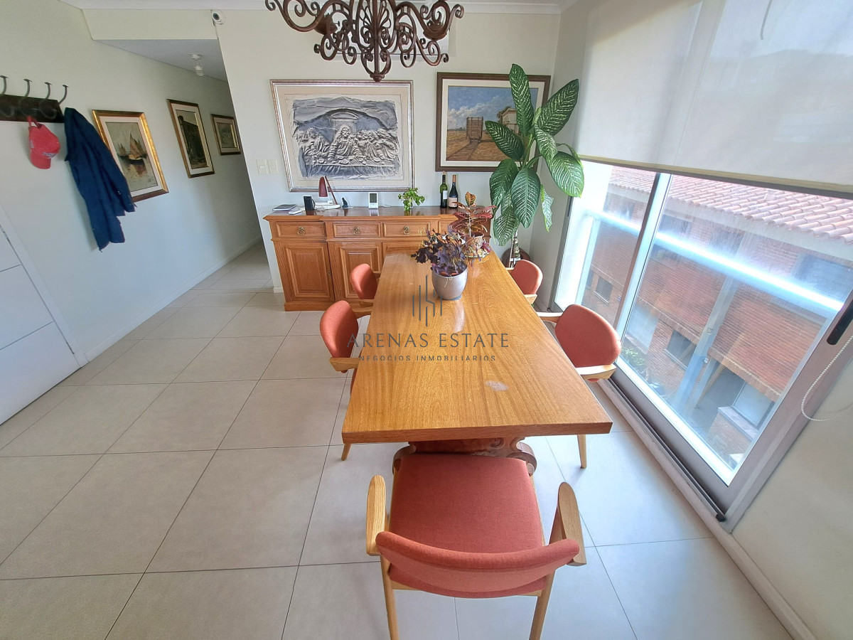 Apartamento ID.3303 - Apartamento en venta en Punta del Este 