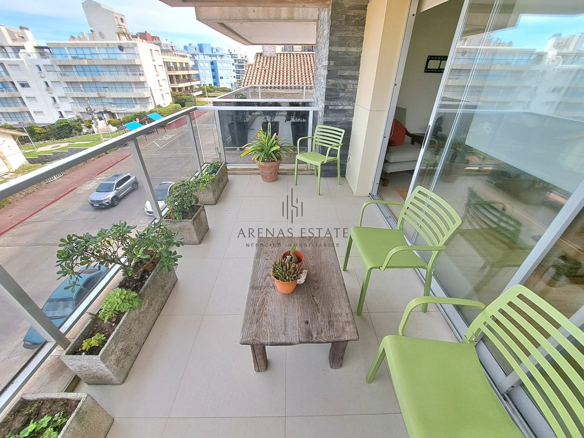 Apartamento ID.3303 - Apartamento en venta en Punta del Este 