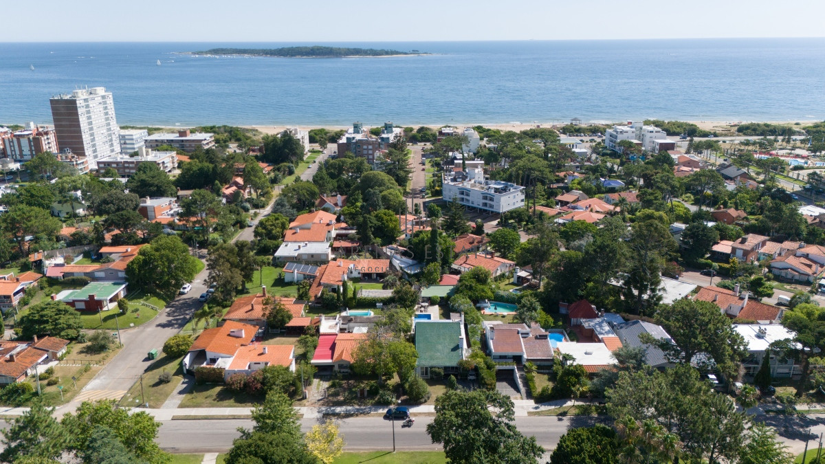 Casa ID.2890 - Casa en venta en Punta del Este 