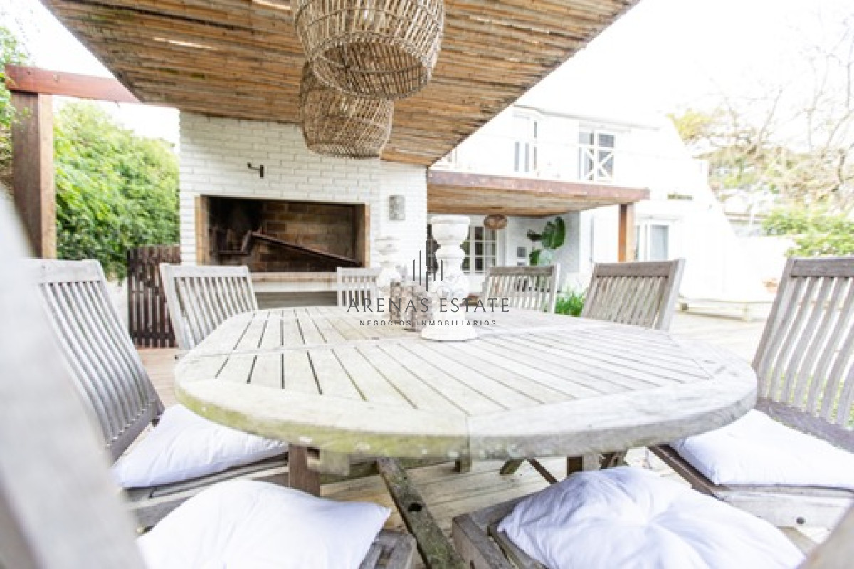 Casa ID.2890 - Casa en venta en Punta del Este 