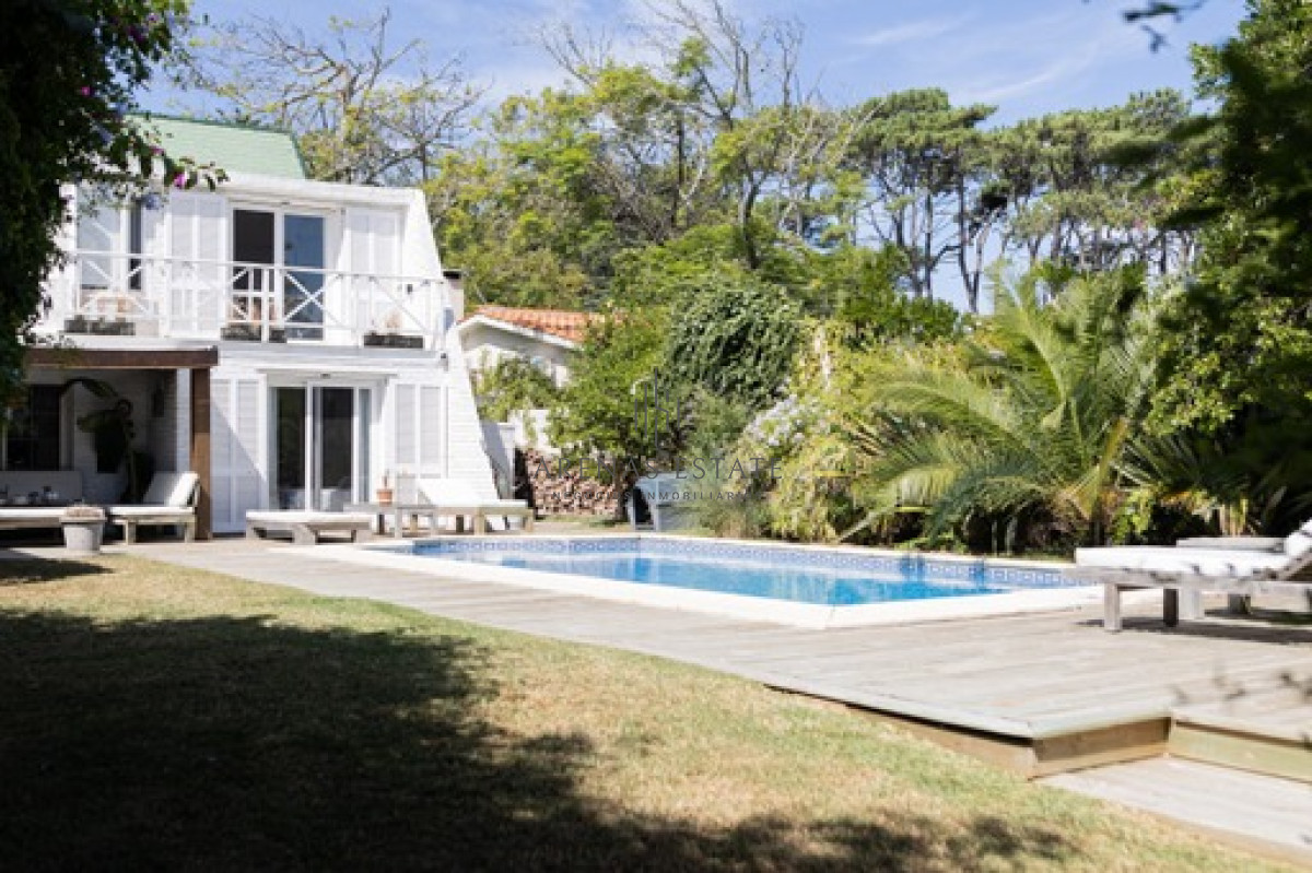 Casa ID.2890 - Casa en venta en Punta del Este 