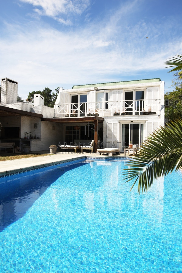 Casa ID.2890 - Casa en venta en Punta del Este 