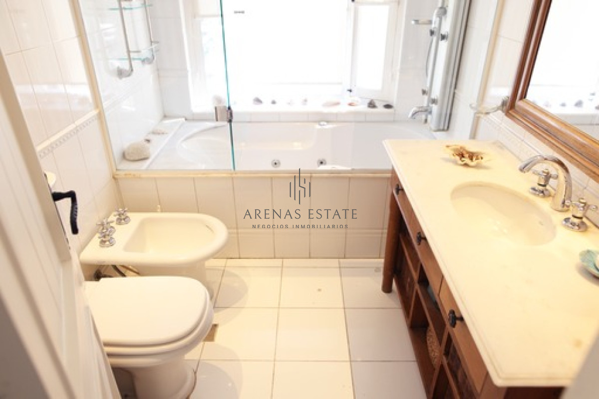 Casa ID.2890 - Casa en venta en Punta del Este 