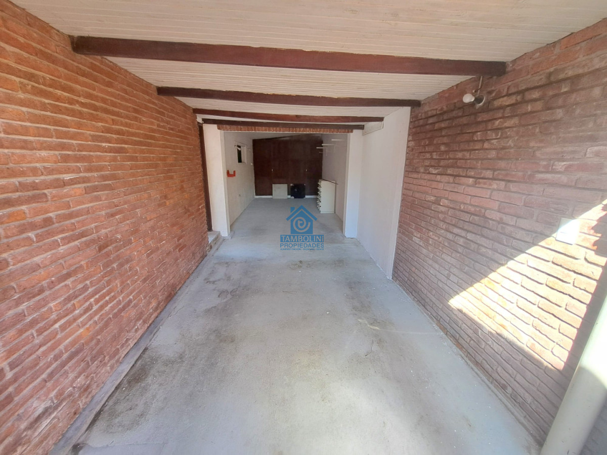 Casa ID.1065 - Casa en Alquiler Anual Mansa 