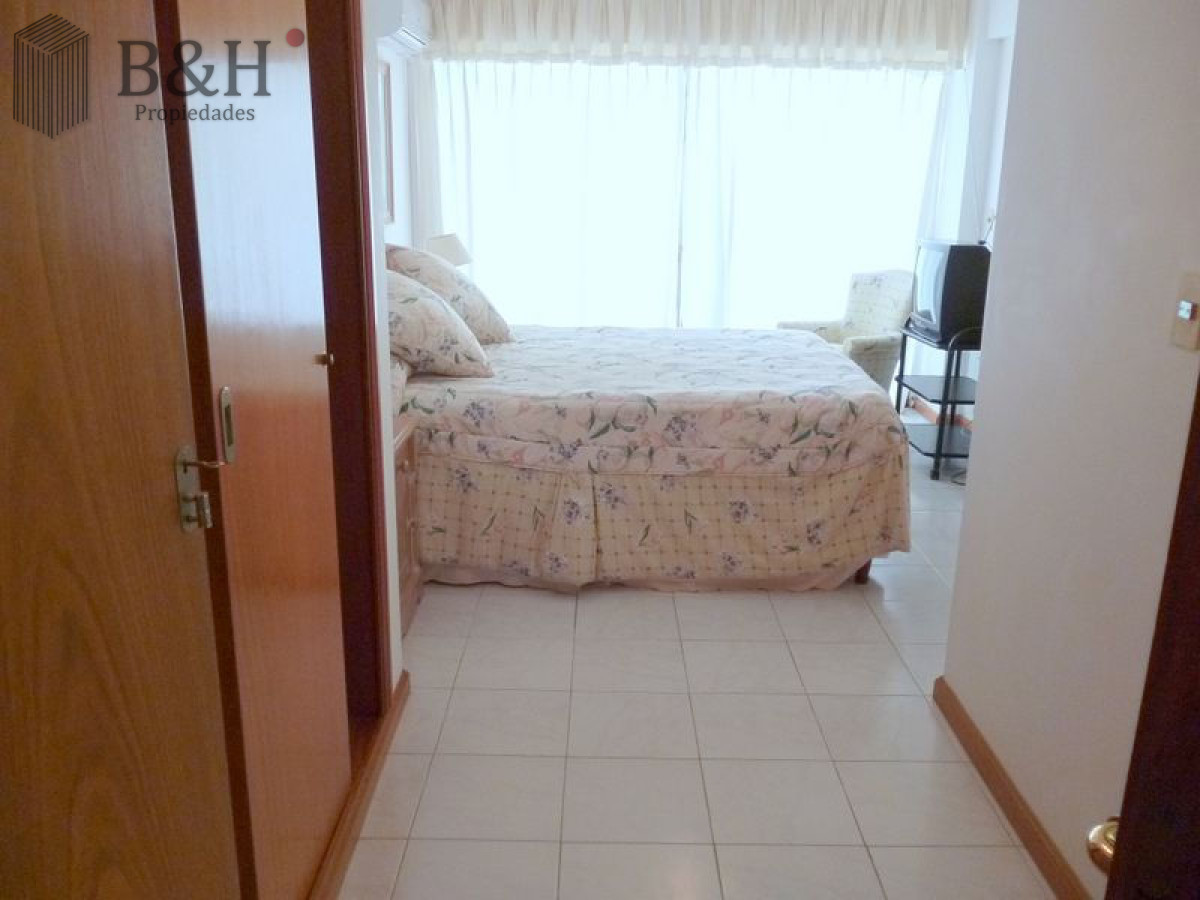 Apartamento ID.8099 - EXCLUSIVO APARTAMENTO EN PENINSULA EN VENTA
