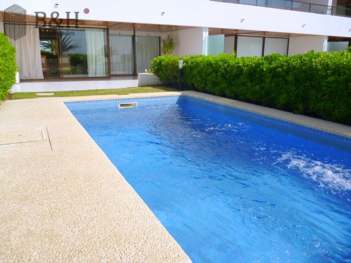 Apartamento ID.8099 - EXCLUSIVO APARTAMENTO EN PENINSULA EN VENTA