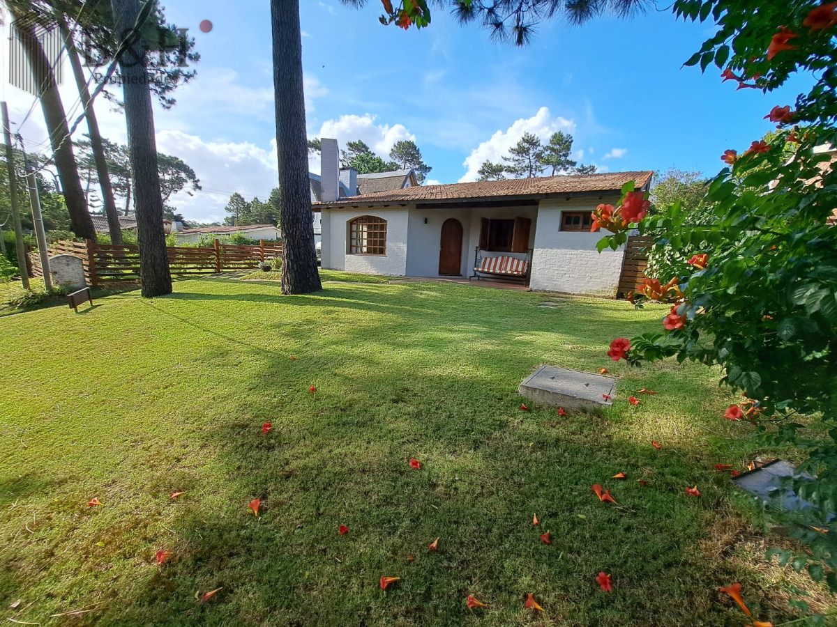 Casa ID.7266 - A la venta casa en pinares