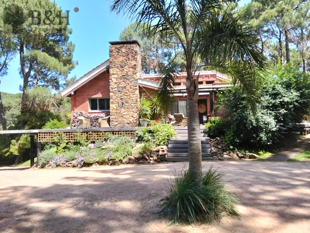 Casa ID.7238 - Casa en Club del lago