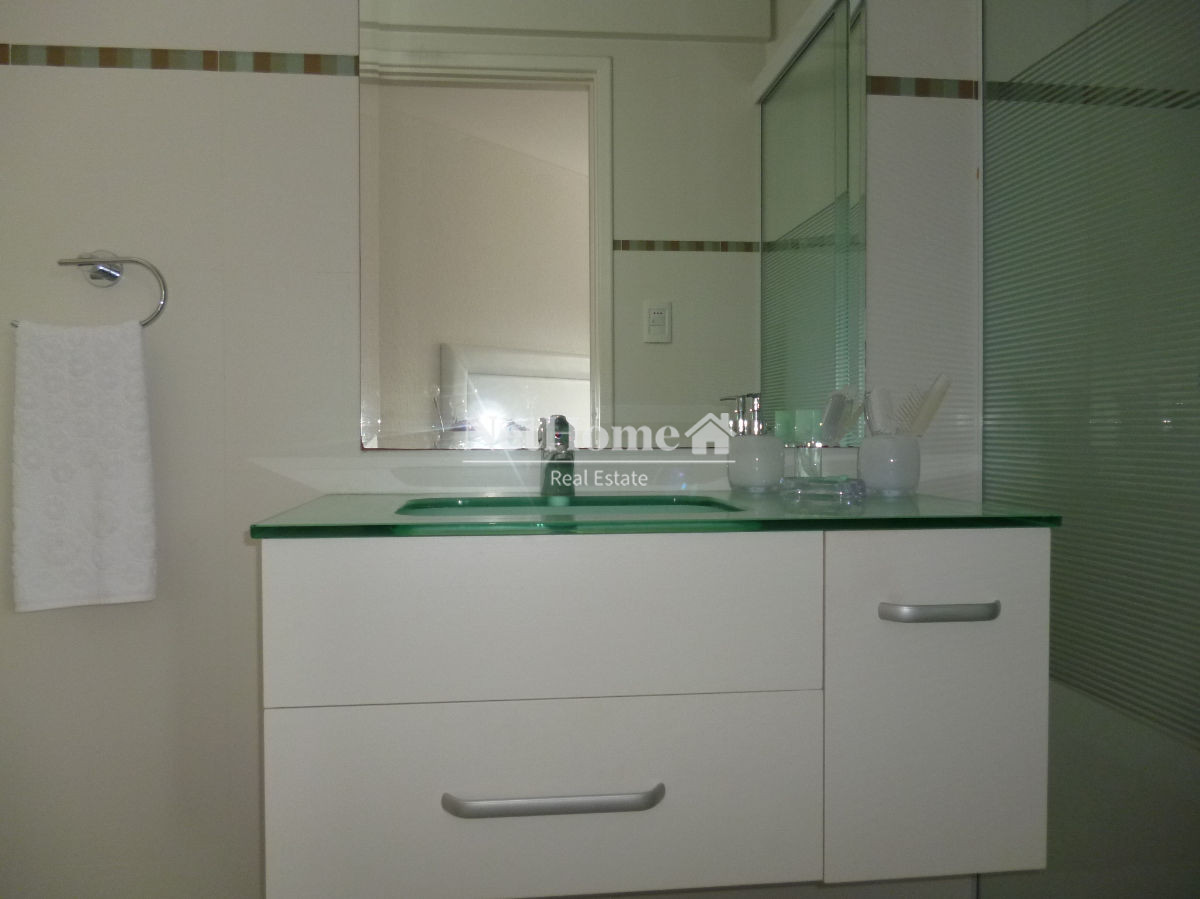 Apartamento ID.140 - Playa Mansa Apartamento 3 Dormitorios Primera Línea