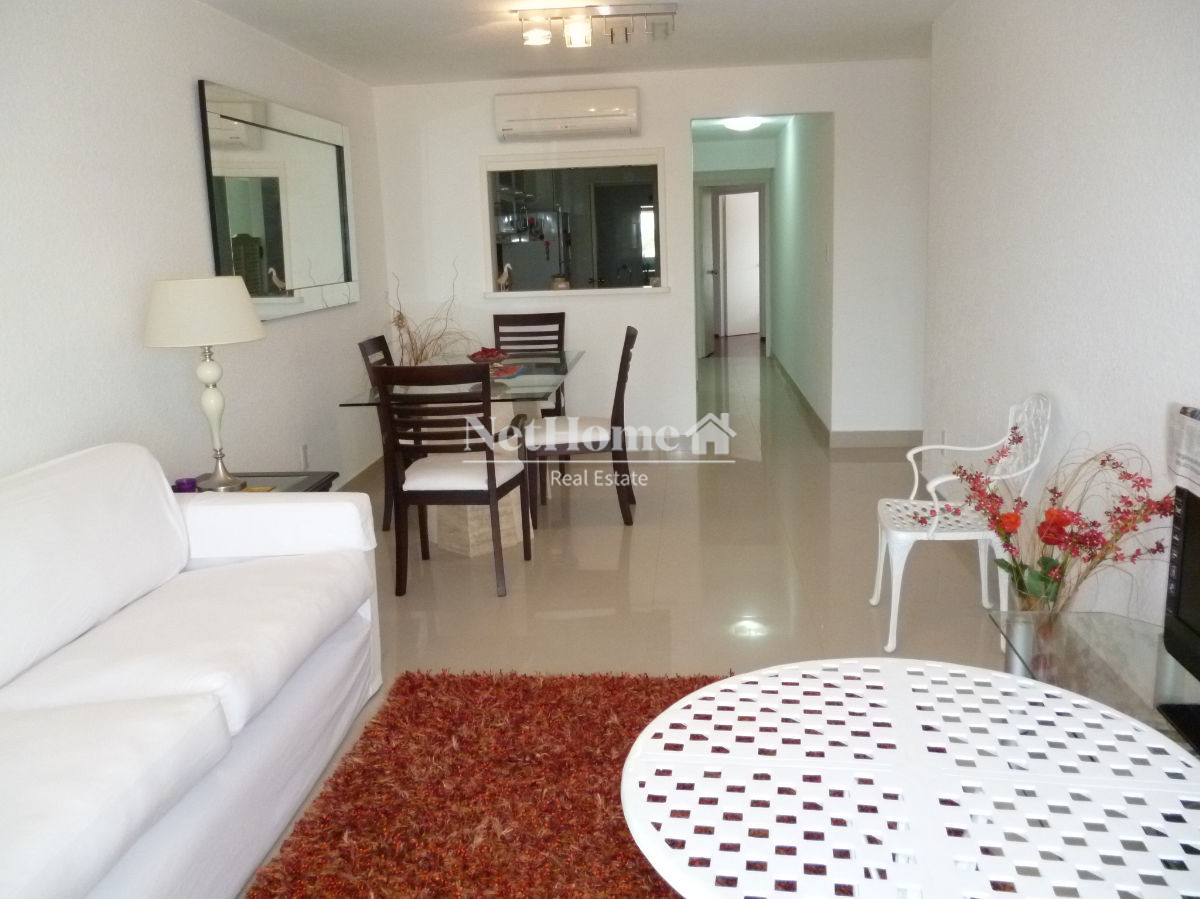 Apartamento ID.140 - Playa Mansa Apartamento 3 Dormitorios Primera Línea