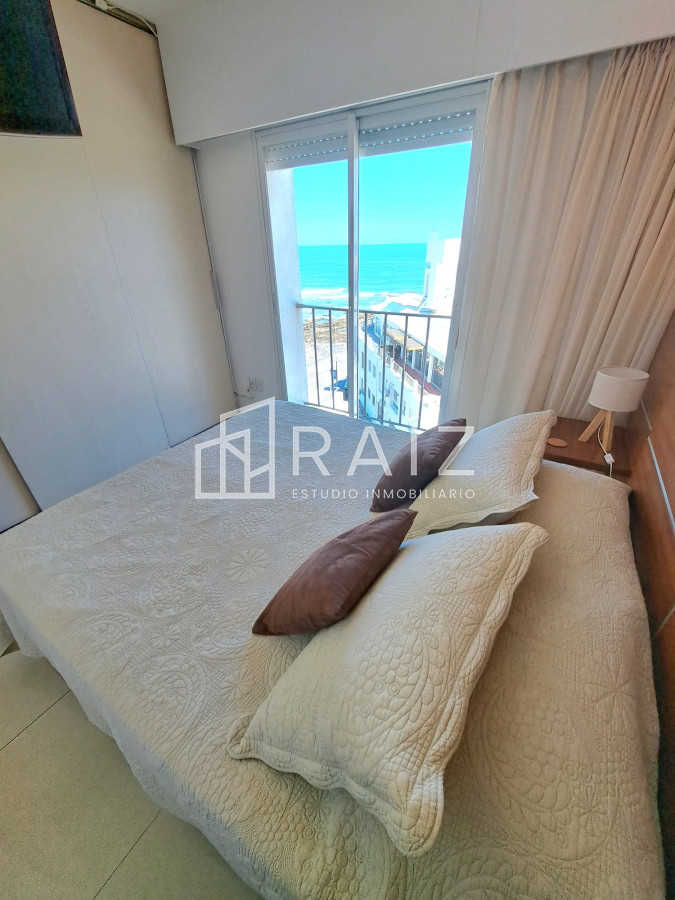 Apartamento ID.10686 - APARTAMENTO EN VENTA 2 DORMITORIOS PENINULA PRIMEA LINEA