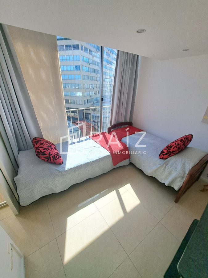 Apartamento ID.10686 - APARTAMENTO EN VENTA 2 DORMITORIOS PENINULA PRIMEA LINEA