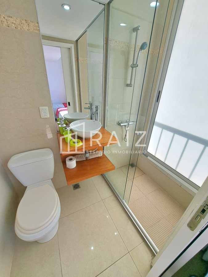 Apartamento ID.10686 - APARTAMENTO EN VENTA 2 DORMITORIOS PENINULA PRIMEA LINEA