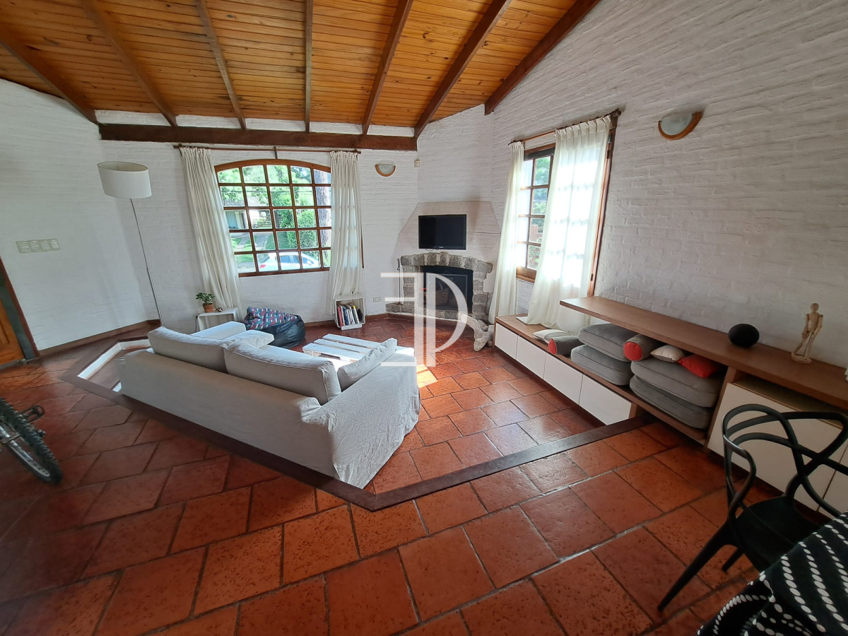Casa ID.1548 - Casa en Punta del Este, Pinares