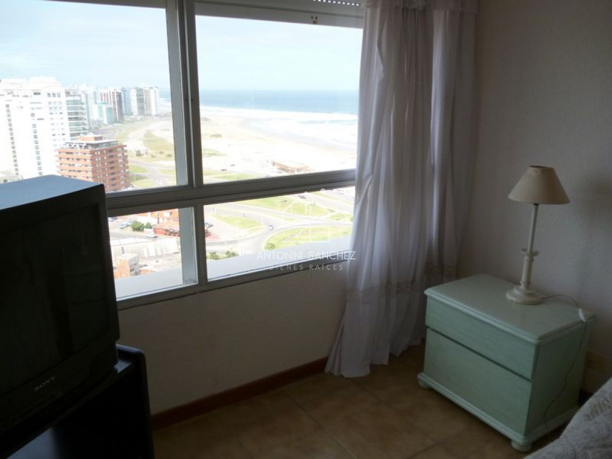 Apartamento ID.2561 - Apartamento en Punta del Este, Península