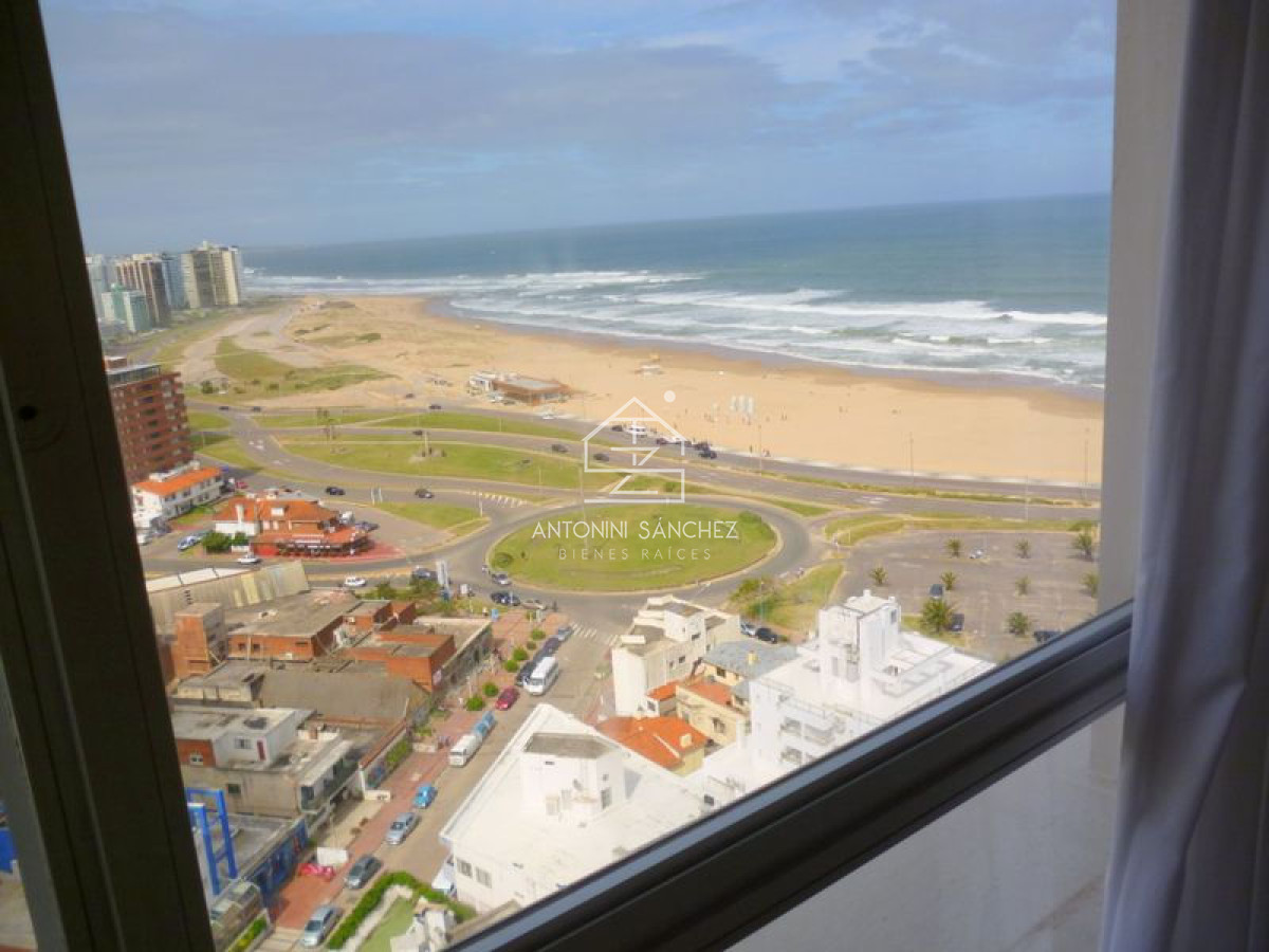 Apartamento ID.2561 - Apartamento en Punta del Este, Península