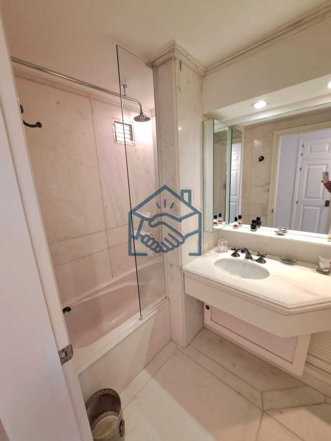 Apartamento ID.1043 - Apartamento en Punta del Este, Península
