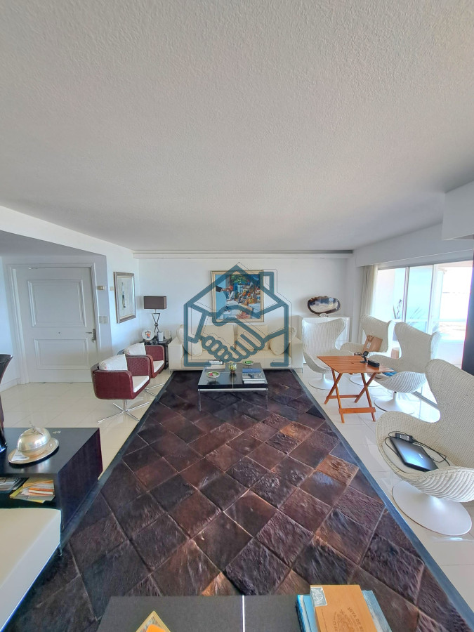 Apartamento ID.1043 - Apartamento en Punta del Este, Península