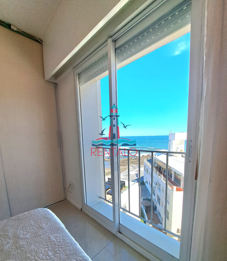 Apartamento ID.103 - Venta apartamento 2 dormitorios Punta del Este con vista al mar
