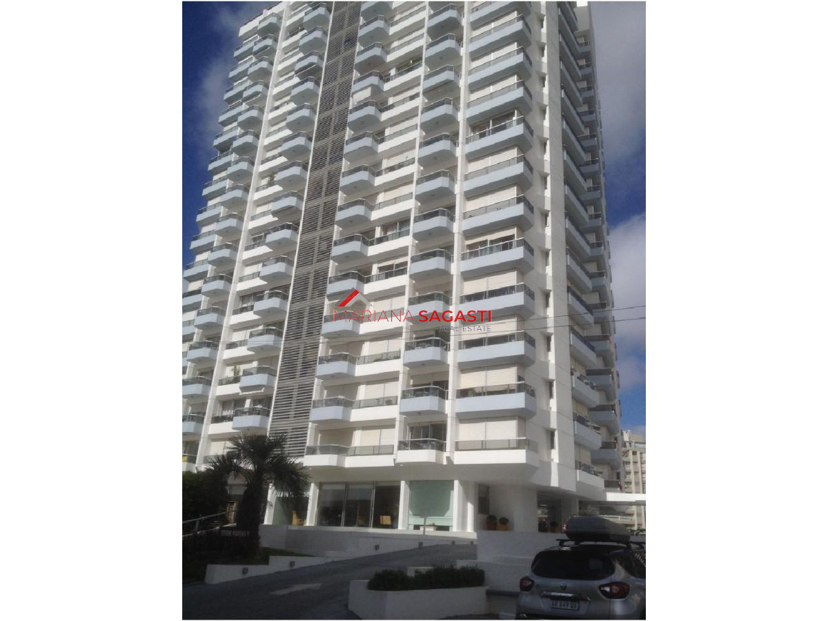 Apartamento en Punta del Este, Brava