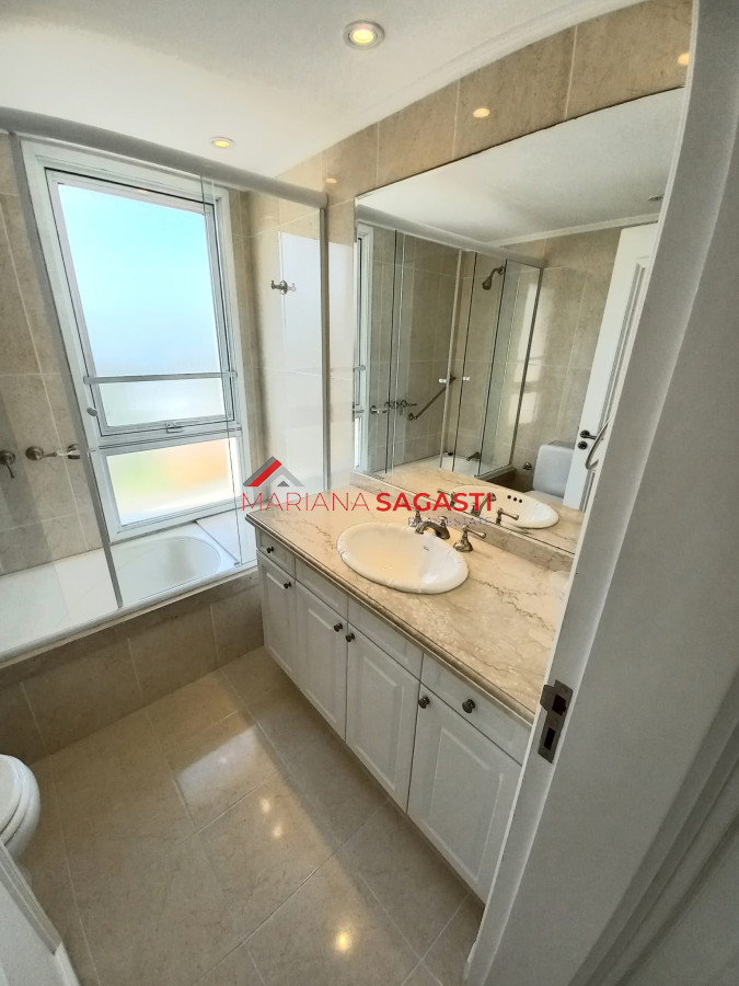 Apartamento ID.3717 - Apartamento en Punta del Este, Mansa