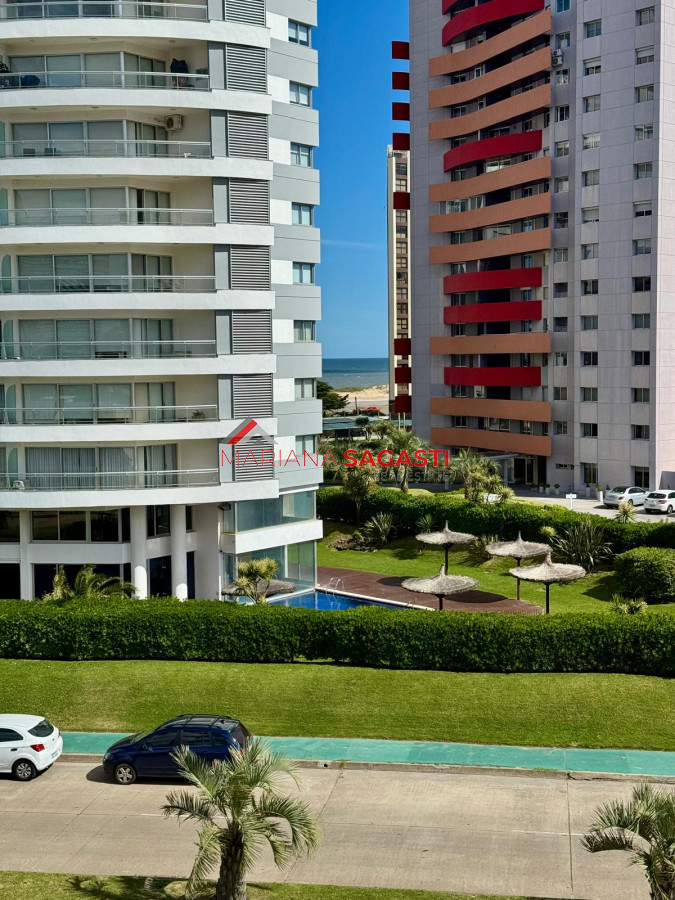 Apartamento ID.4219 - Apartamento en Punta del Este, Brava