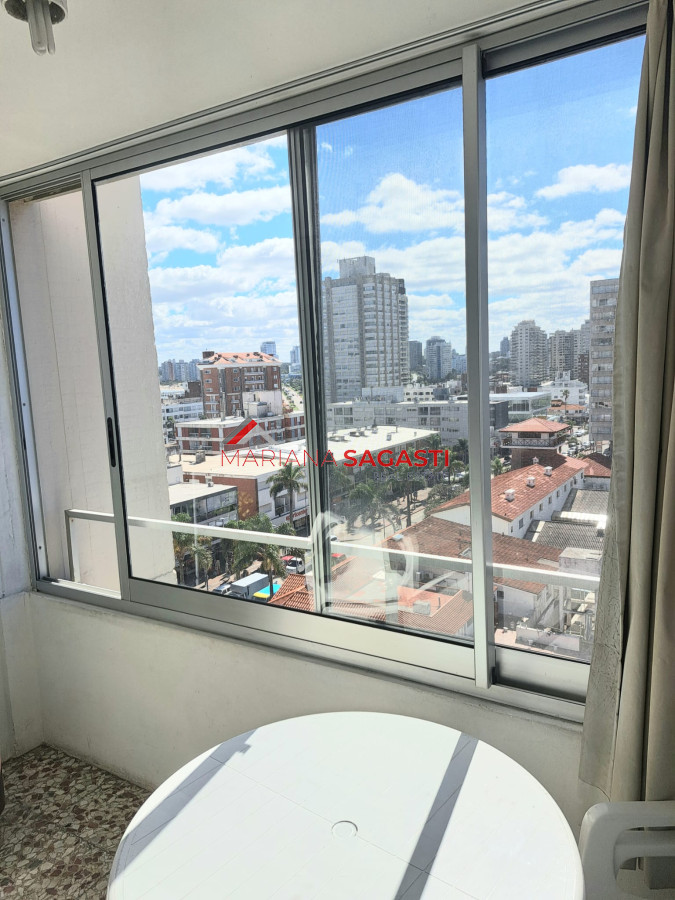 Apartamento ID.3846 - Apartamento en Punta del Este, Península