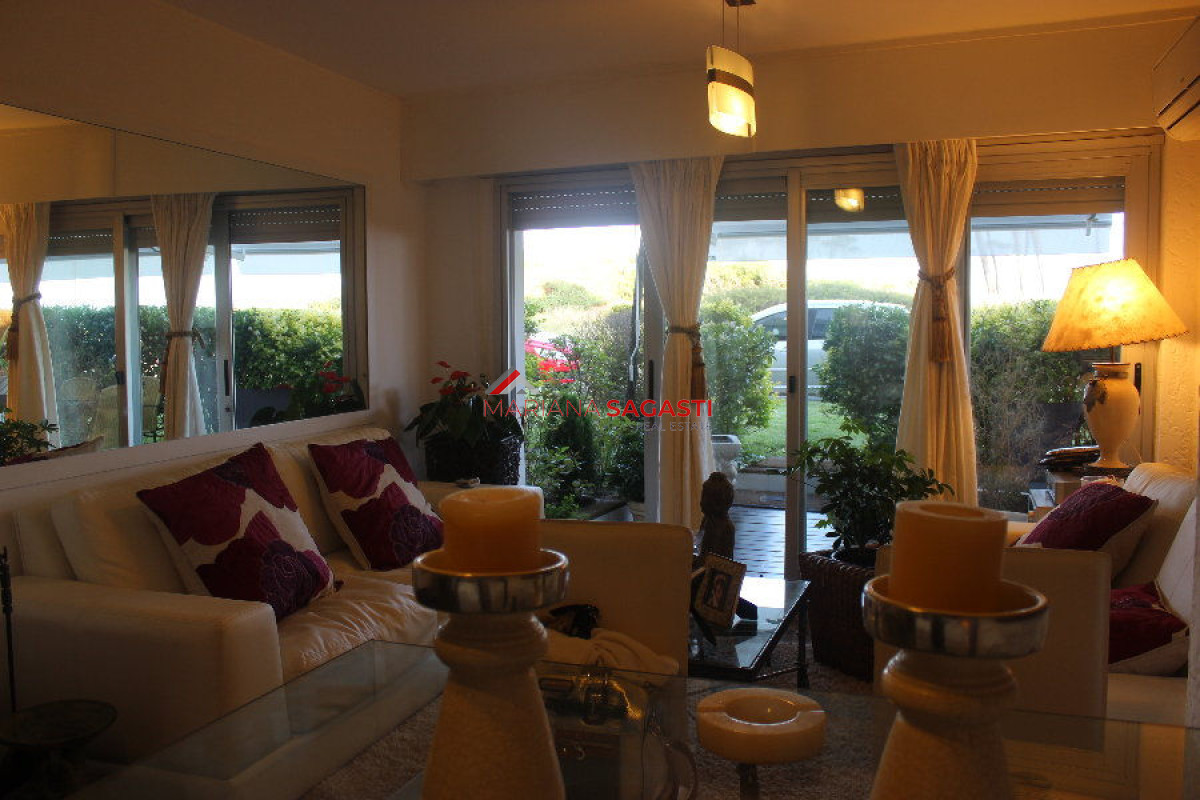 Apartamento ID.1938 - Apartamento en Punta del Este, Pinares