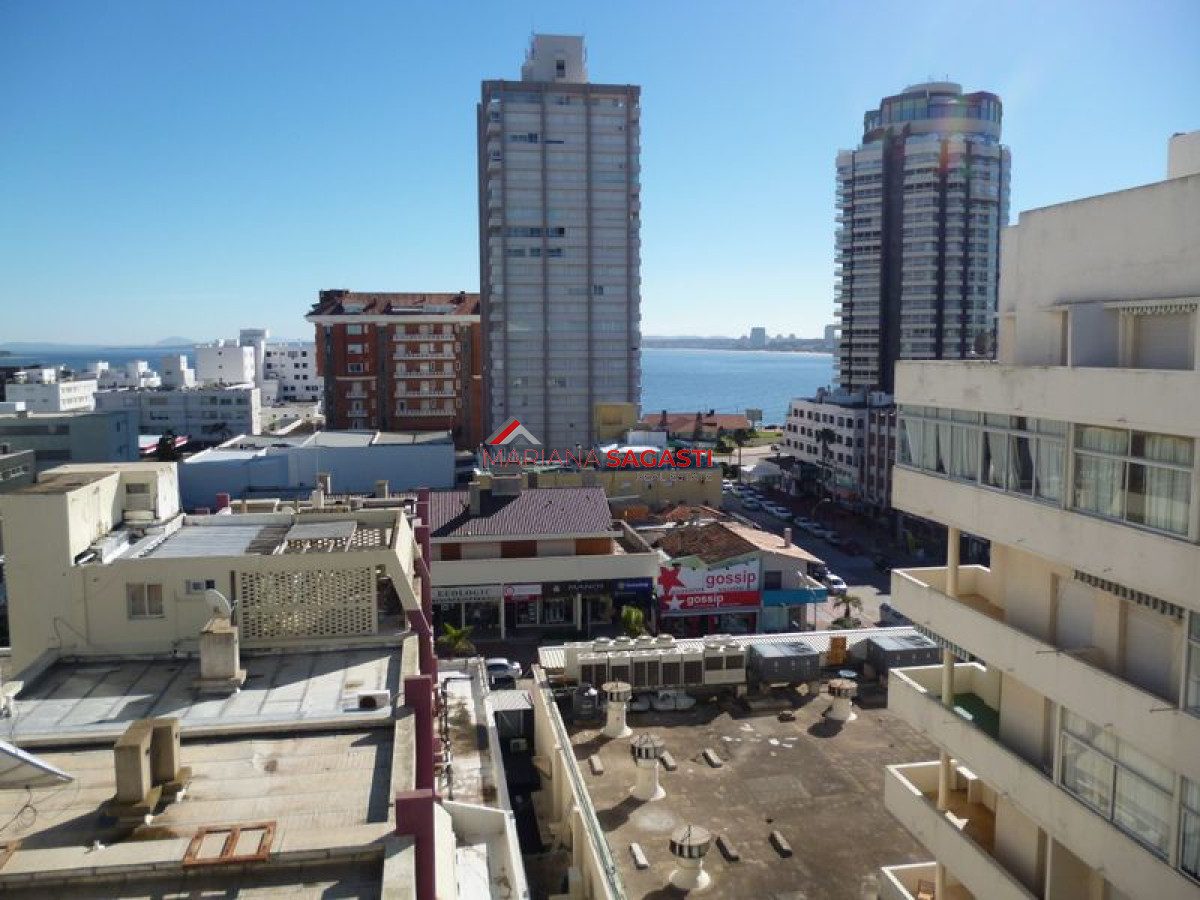 Apartamento ID.2030 - Apartamento en Punta del Este, Península