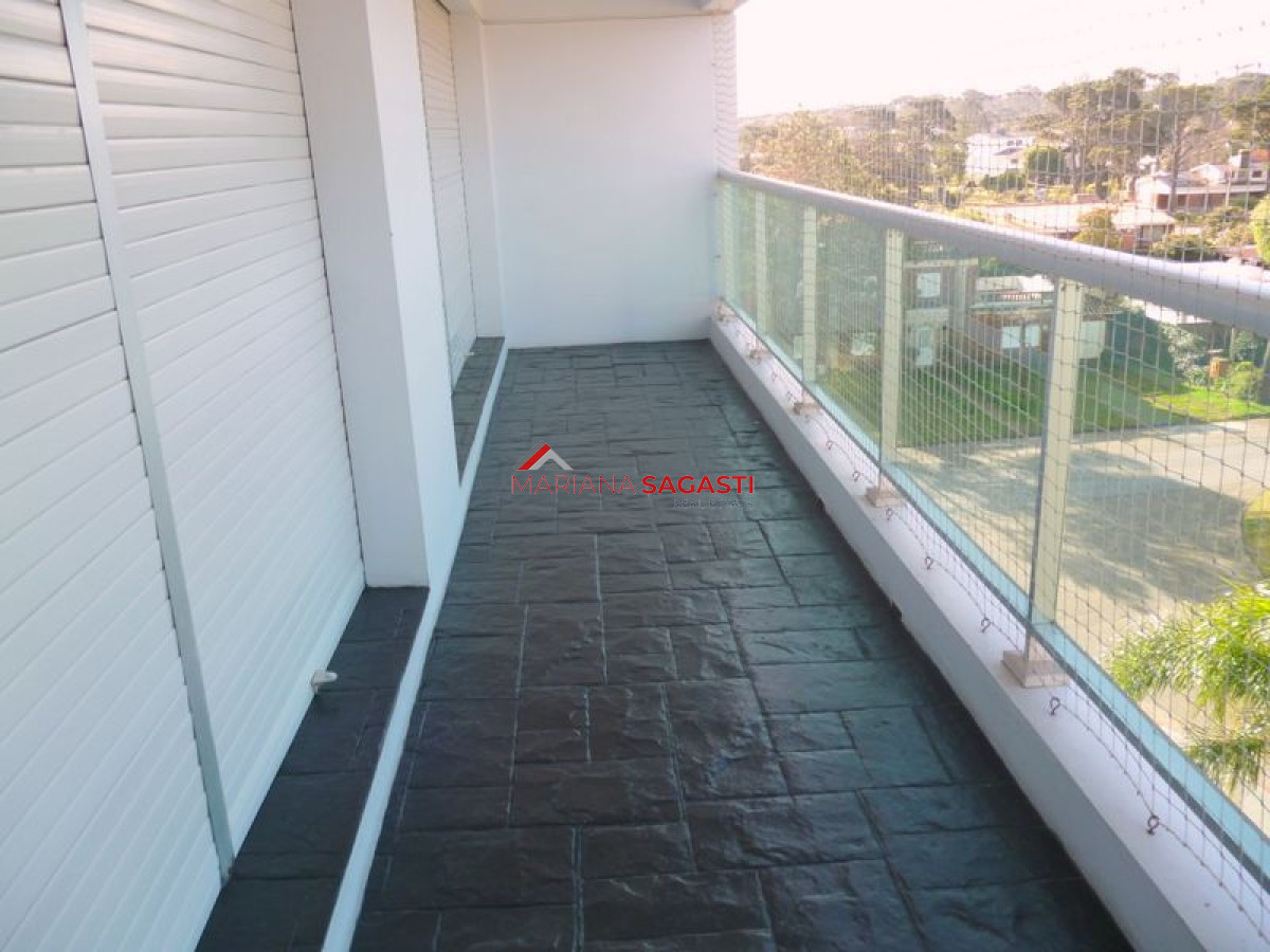 Apartamento ID.2087 - Apartamento en Punta del Este, Mansa