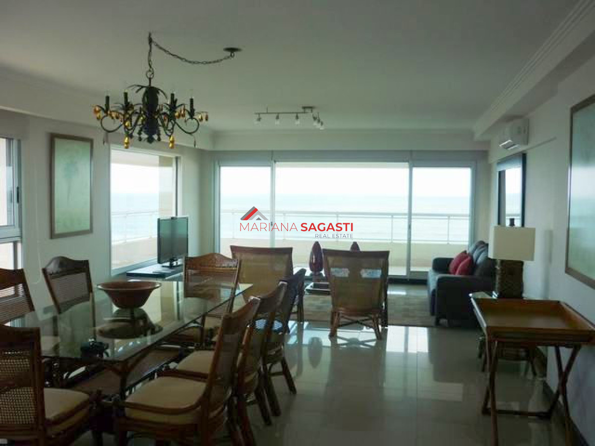 Apartamento ID.2105 - Apartamento en Punta del Este, Brava