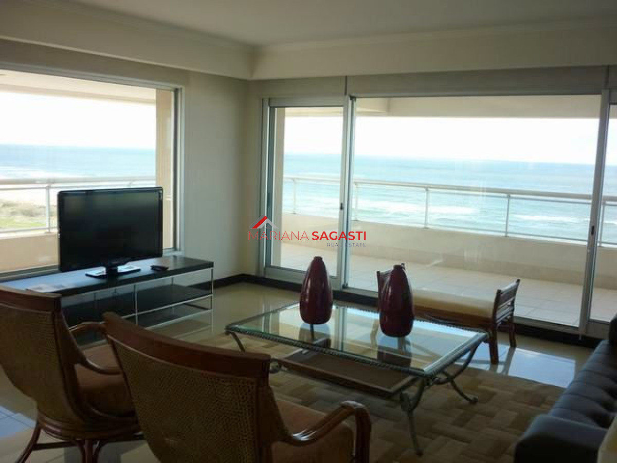 Apartamento ID.2105 - Apartamento en Punta del Este, Brava