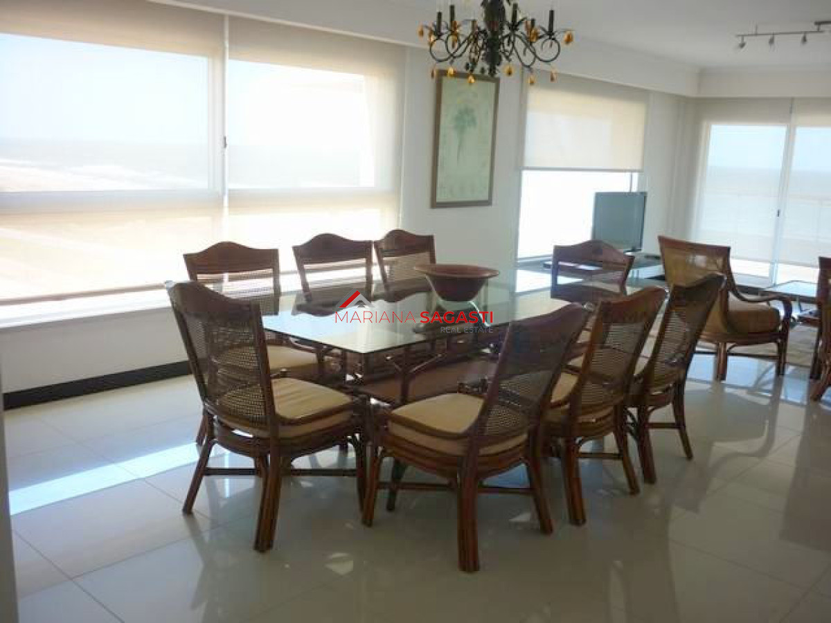 Apartamento ID.2105 - Apartamento en Punta del Este, Brava
