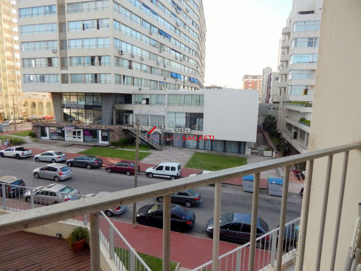 Apartamento ID.2131 - Apartamento en Punta del Este, Península