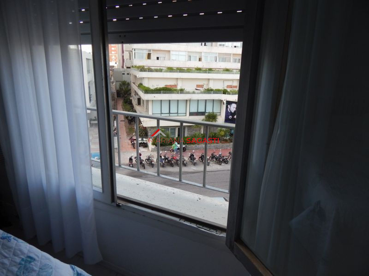 Apartamento ID.2131 - Apartamento en Punta del Este, Península