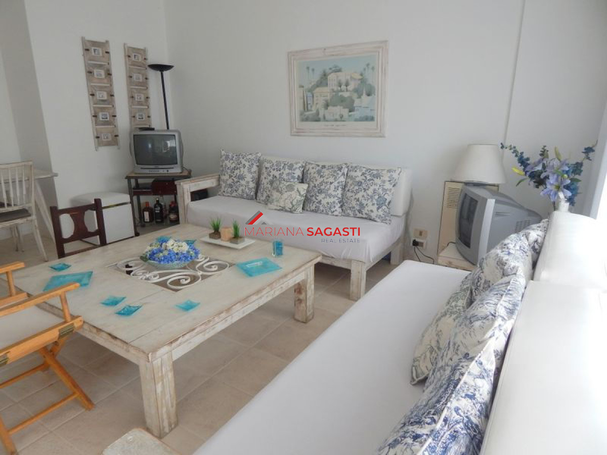 Apartamento ID.2131 - Apartamento en Punta del Este, Península
